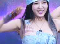 은은한 바운스 깊게 파인 최예나