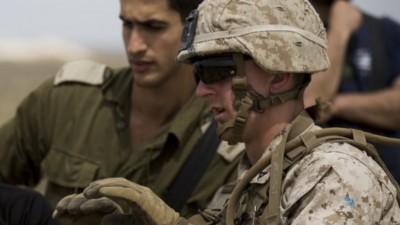 이스라엘군이 단색 군복을 입는 이유