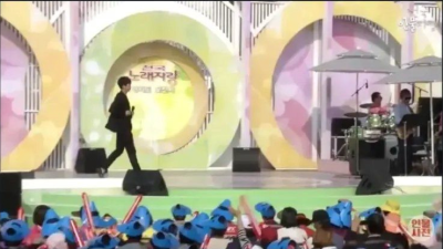 노래 한번하고 150만원 생긴 청년