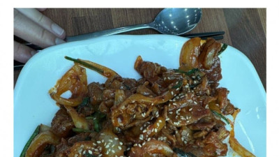 갤럭시AI로 사진에 계란후라이 추가하기 결과물