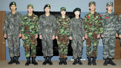 한국 군복 디지털에서 멀티캠으로 바뀔 수도 있다네요.