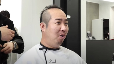 싱글벙글 손흥민 머리한 유희관