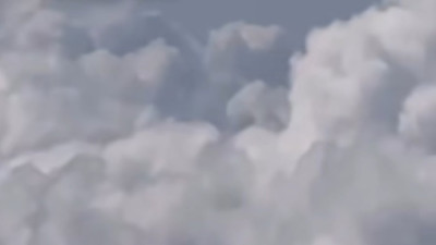 이란 폭격하러 날아 가는 미국 B-2 폭격기 직접 찍은 사람