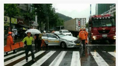   				주갤럼의 부산 운전 후기 레전드			